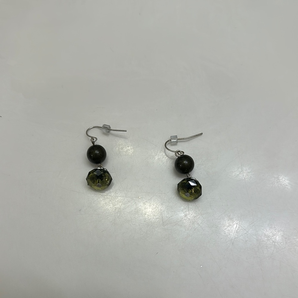 Elegant Green and gray Earrings